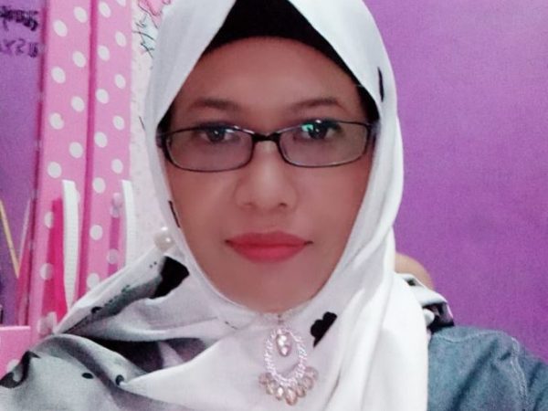 Yulie Purwaningsih, S.S.